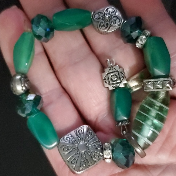 Vintage Beaded Bracelt - Picture 3 of 3